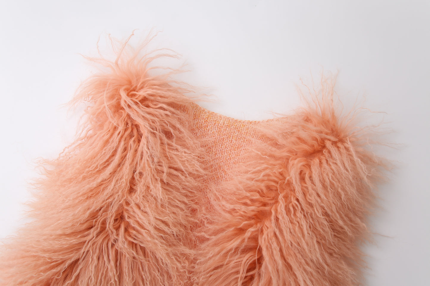 LONG SHEARLING PATCH MOHAIR VEST SALMON